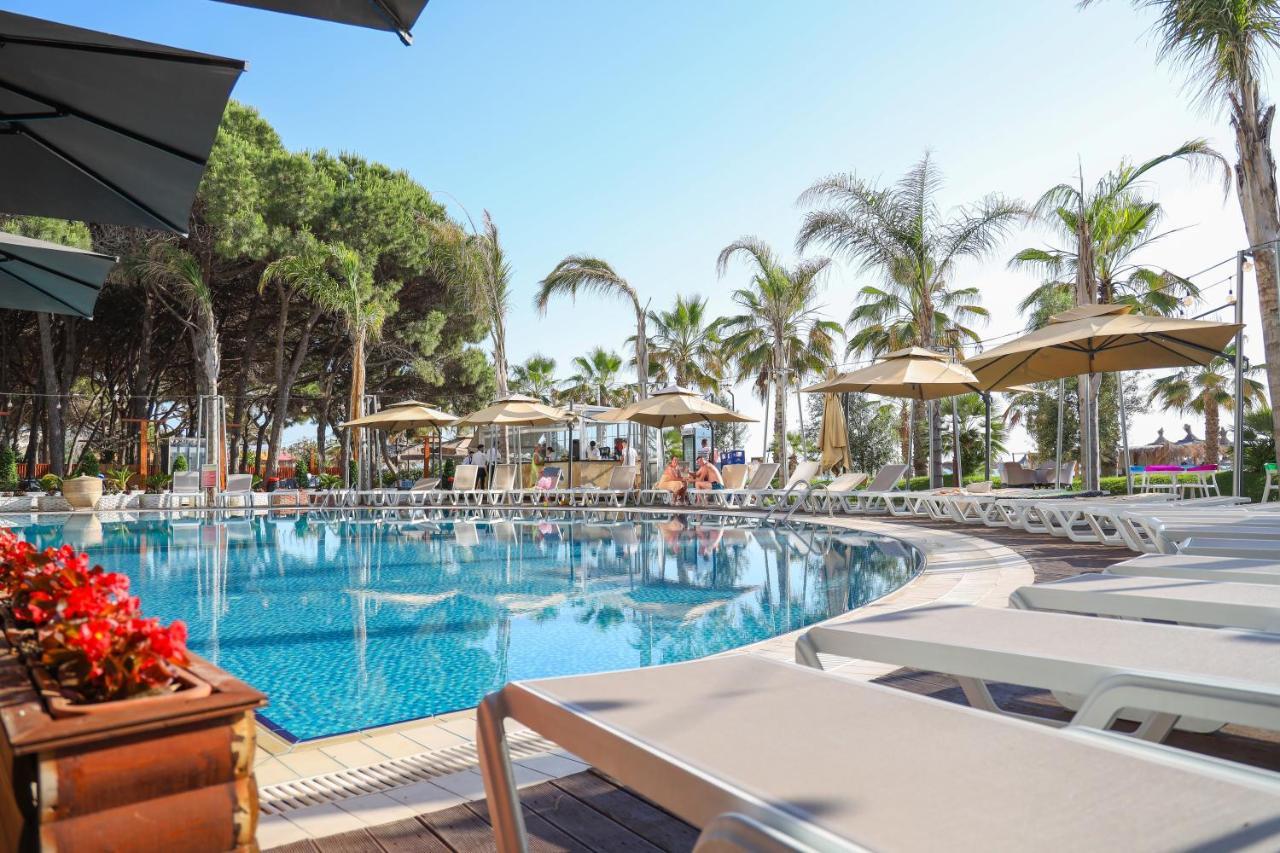 Vm Resort & Spa Golem  Eksteriør billede