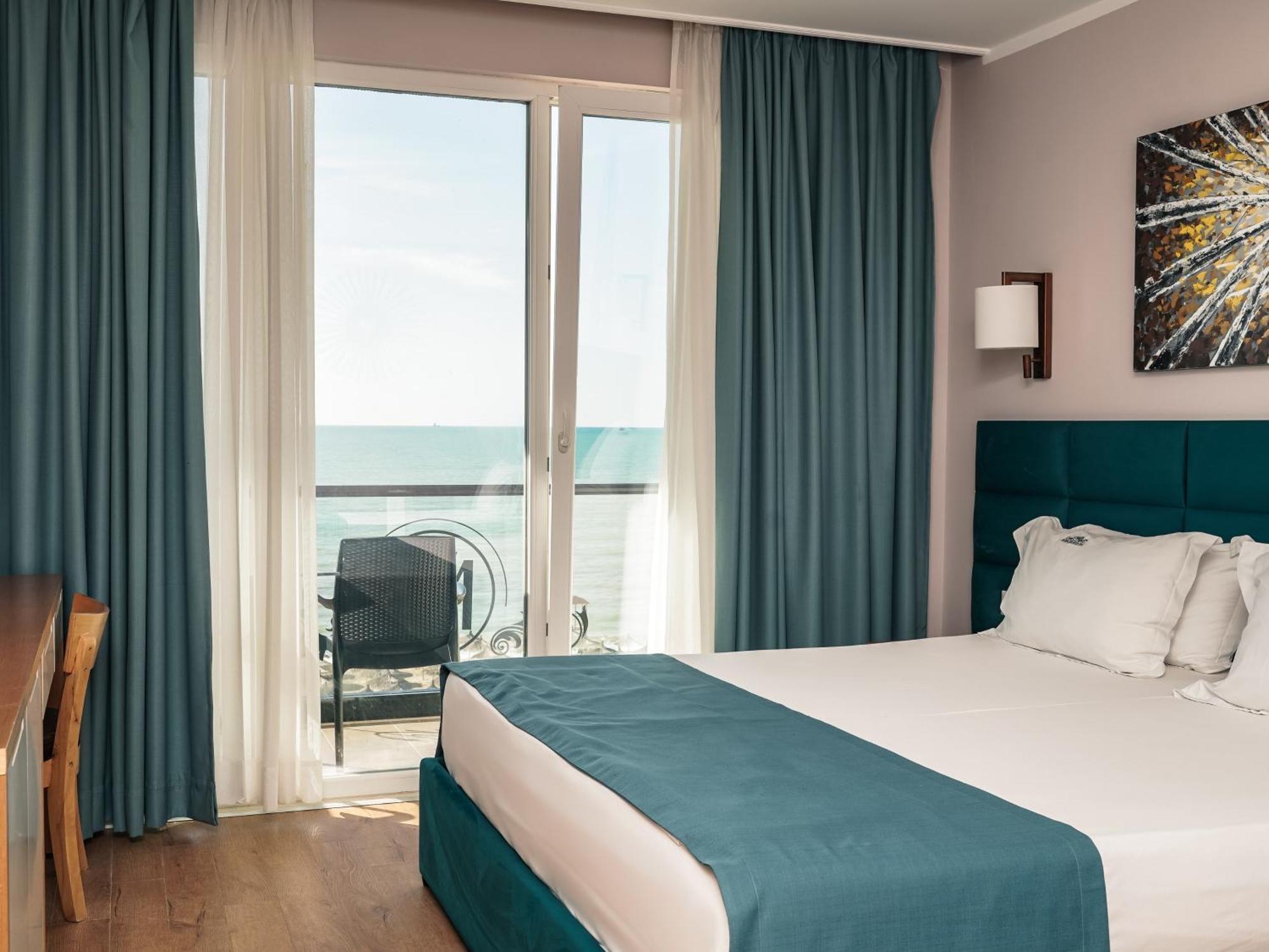 Vm Resort & Spa Golem  Eksteriør billede